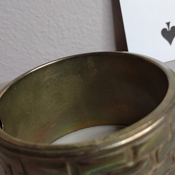 Vintage Wide Gold Tone 8 Inch  Metal Bangle - Picture 7 of 8